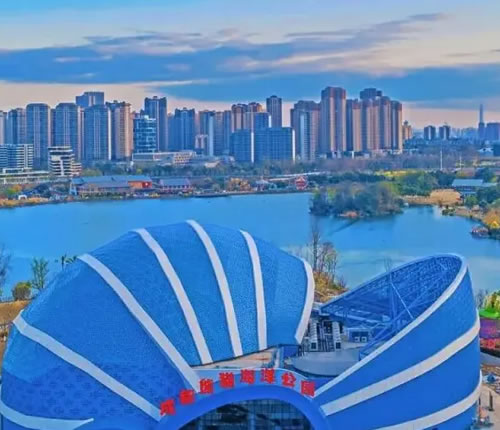 �ɶ����A�����ں������µؘ�(bi��o)